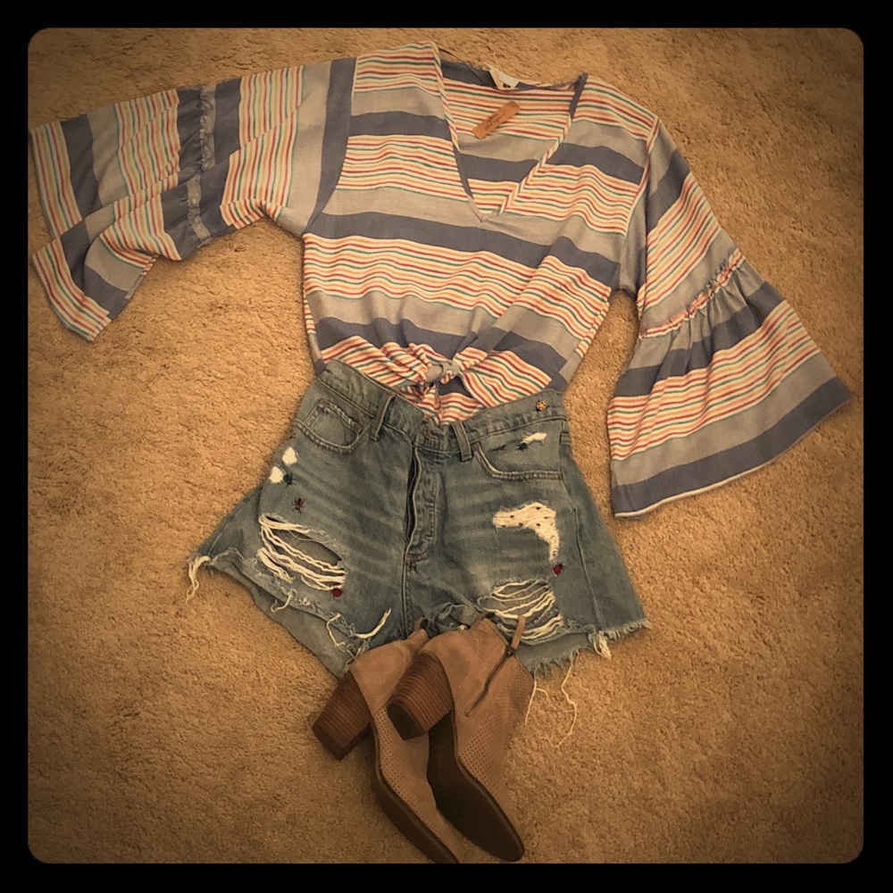 Long sleeve front tie shirt